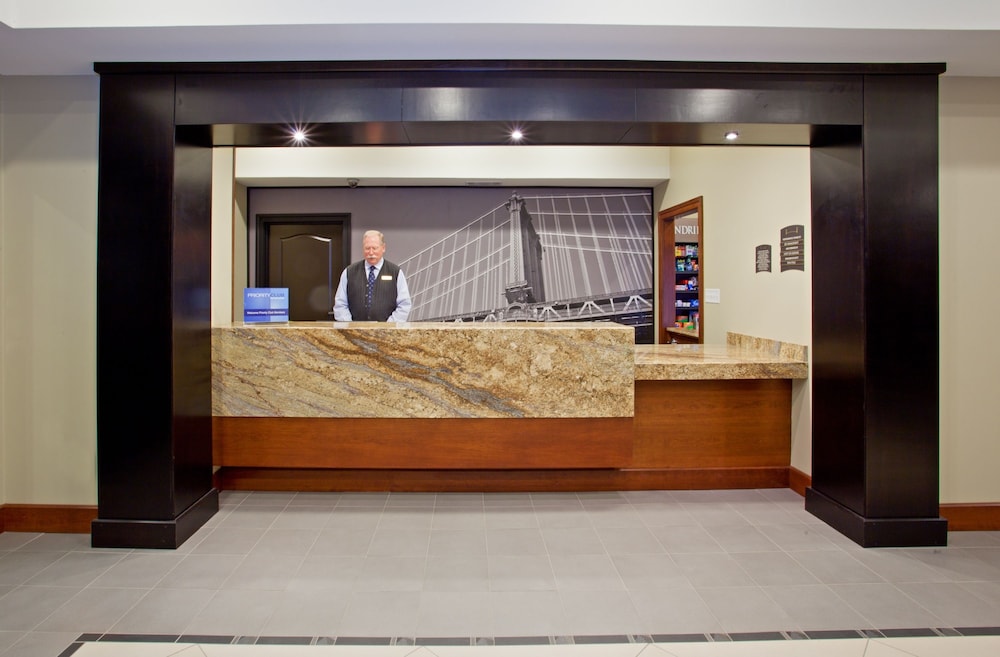 Staybridge Suites Tyler University Area 4/80