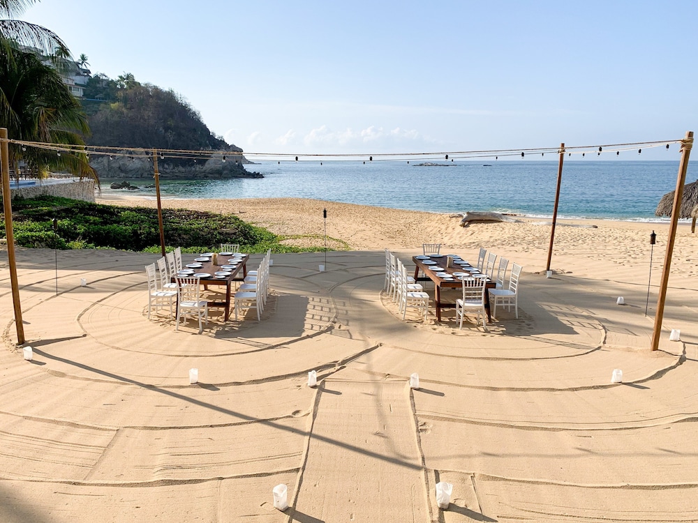 Camino Real Zaashila Huatulco 34/72