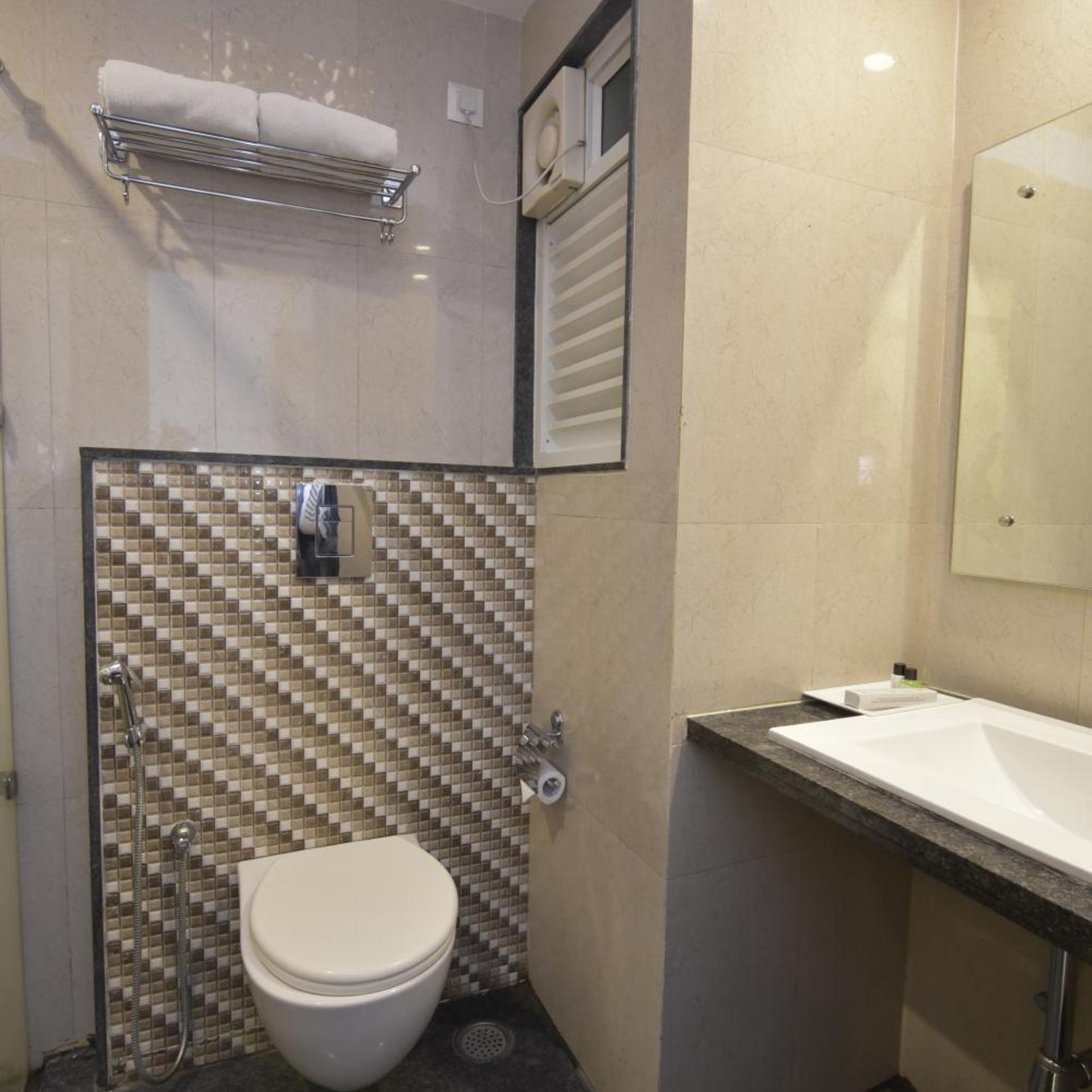 جناح، I V Sanctum Hotel 4/8