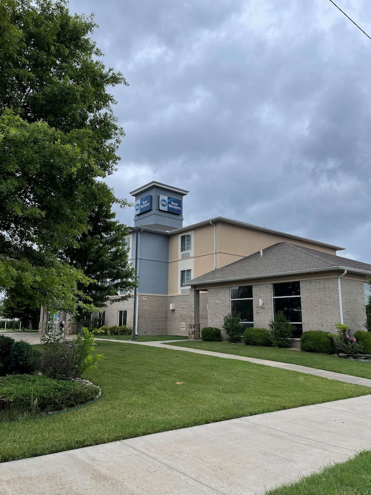 Best Western Coffeyville Central Business District Inn and Suites 3/59
