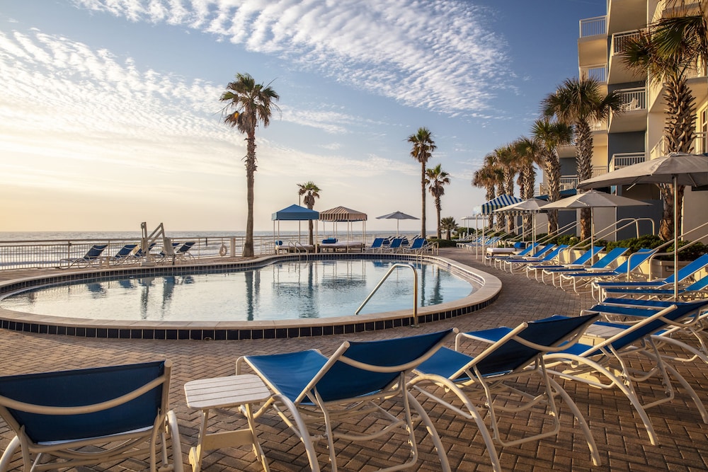 The Shores Resort Spa 5/69