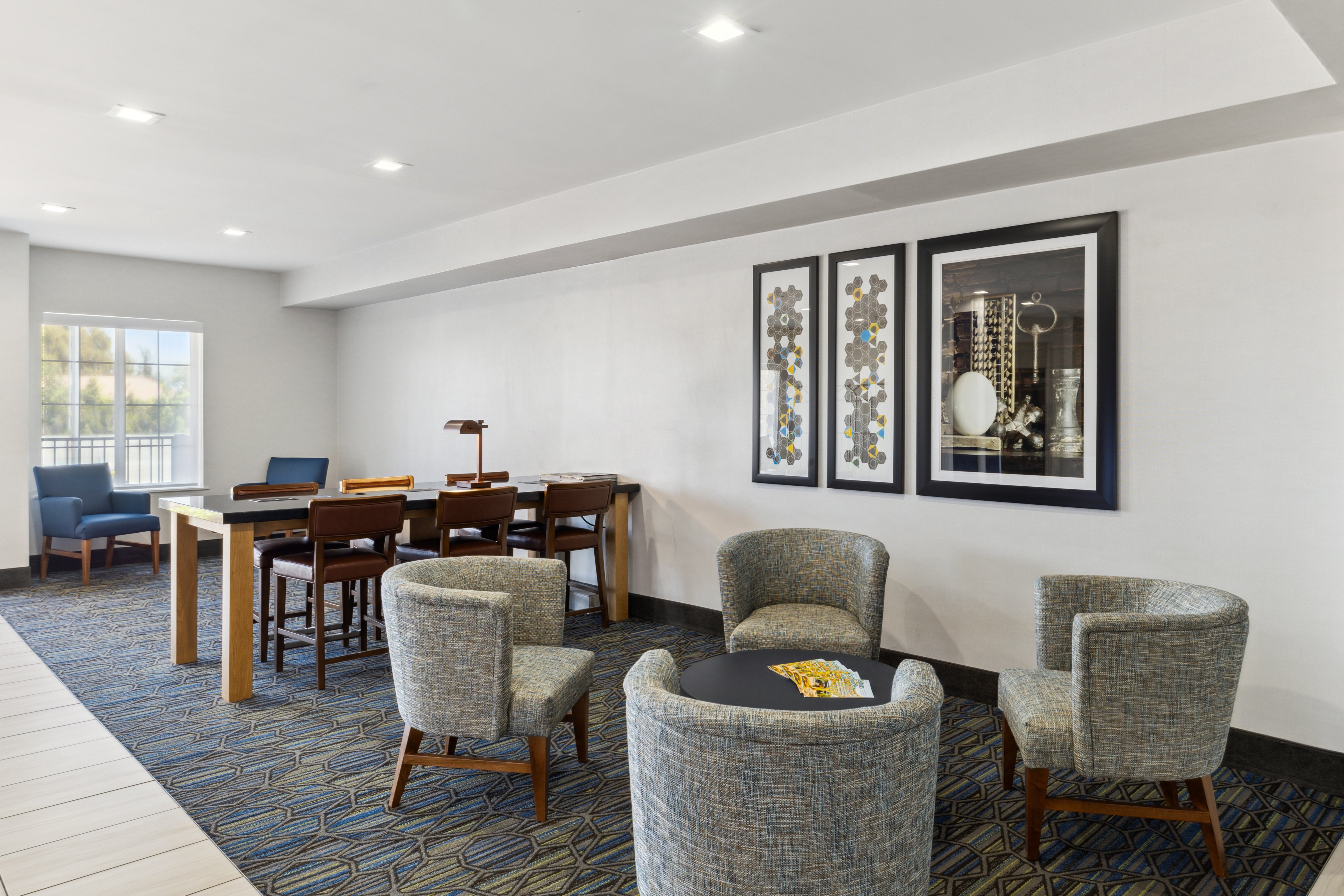 Hotel Fairchild 43/63