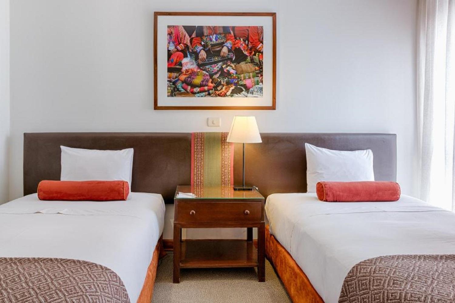 Standard, Twin Beds, City View
