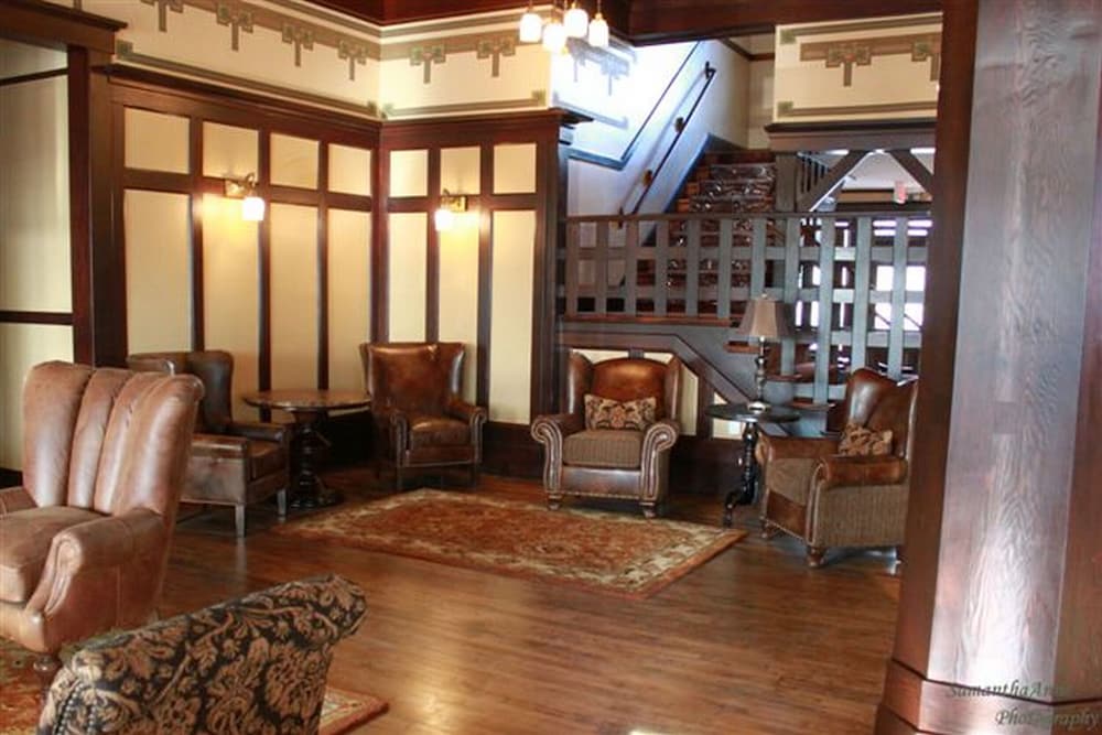 Sacajawea Hotel 29/50