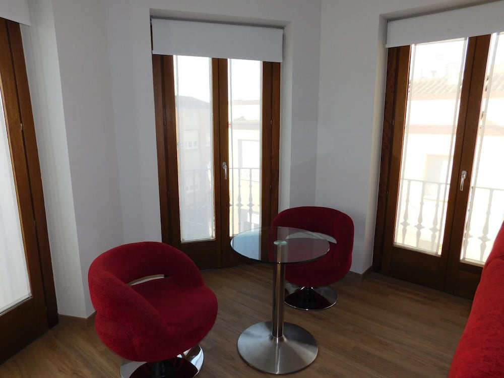 Hotel Canitas Spa 36/66