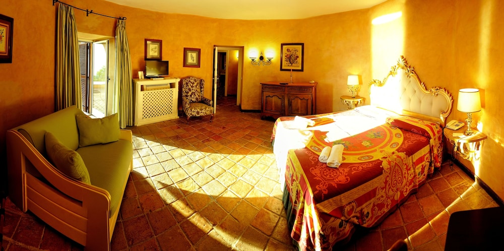 Hotel Porto Pirgos 8/30