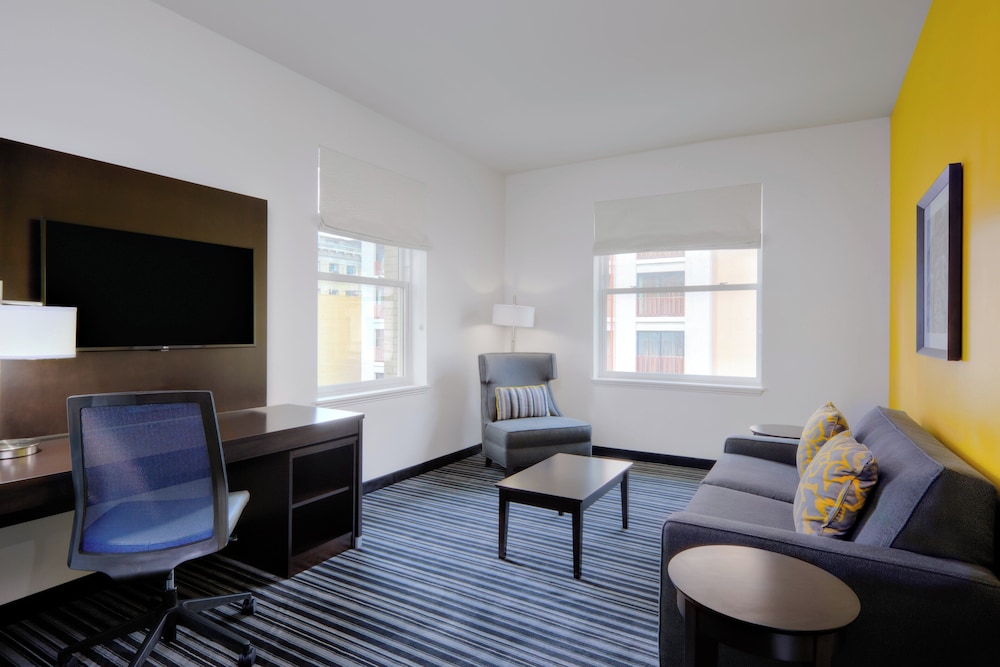 HOLIDAY INN EXPRESS SAN FRANCISCO UNION SQUARE 15/25