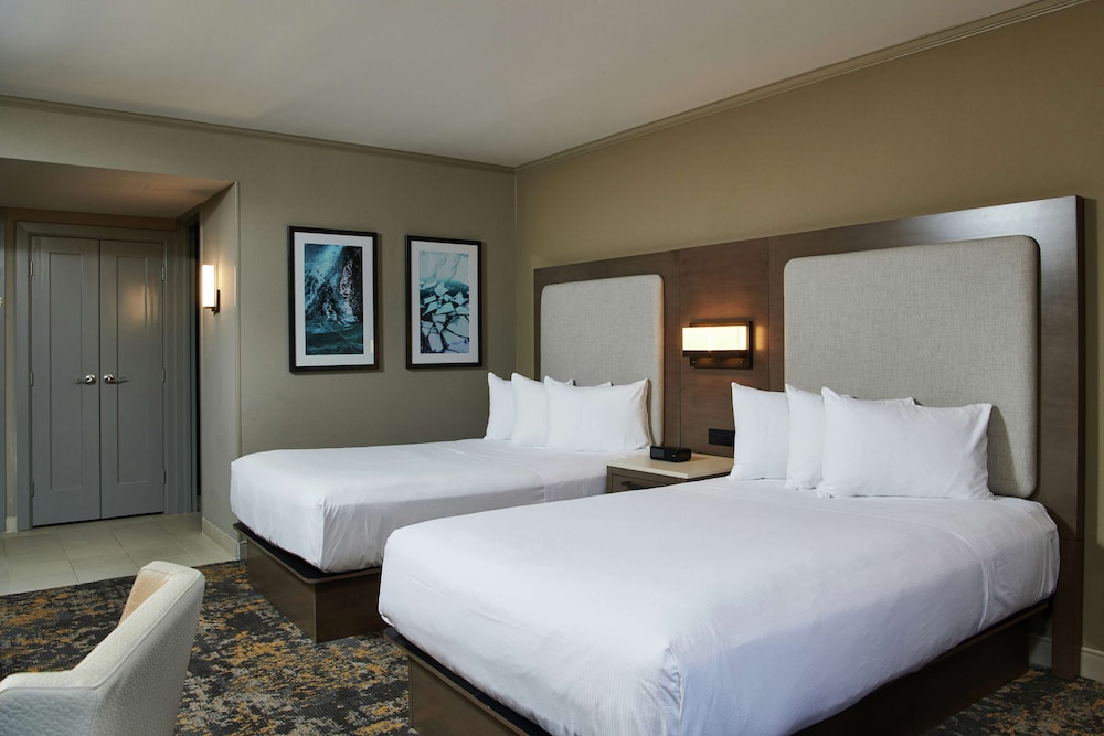 Hilton Anchorage 10/64
