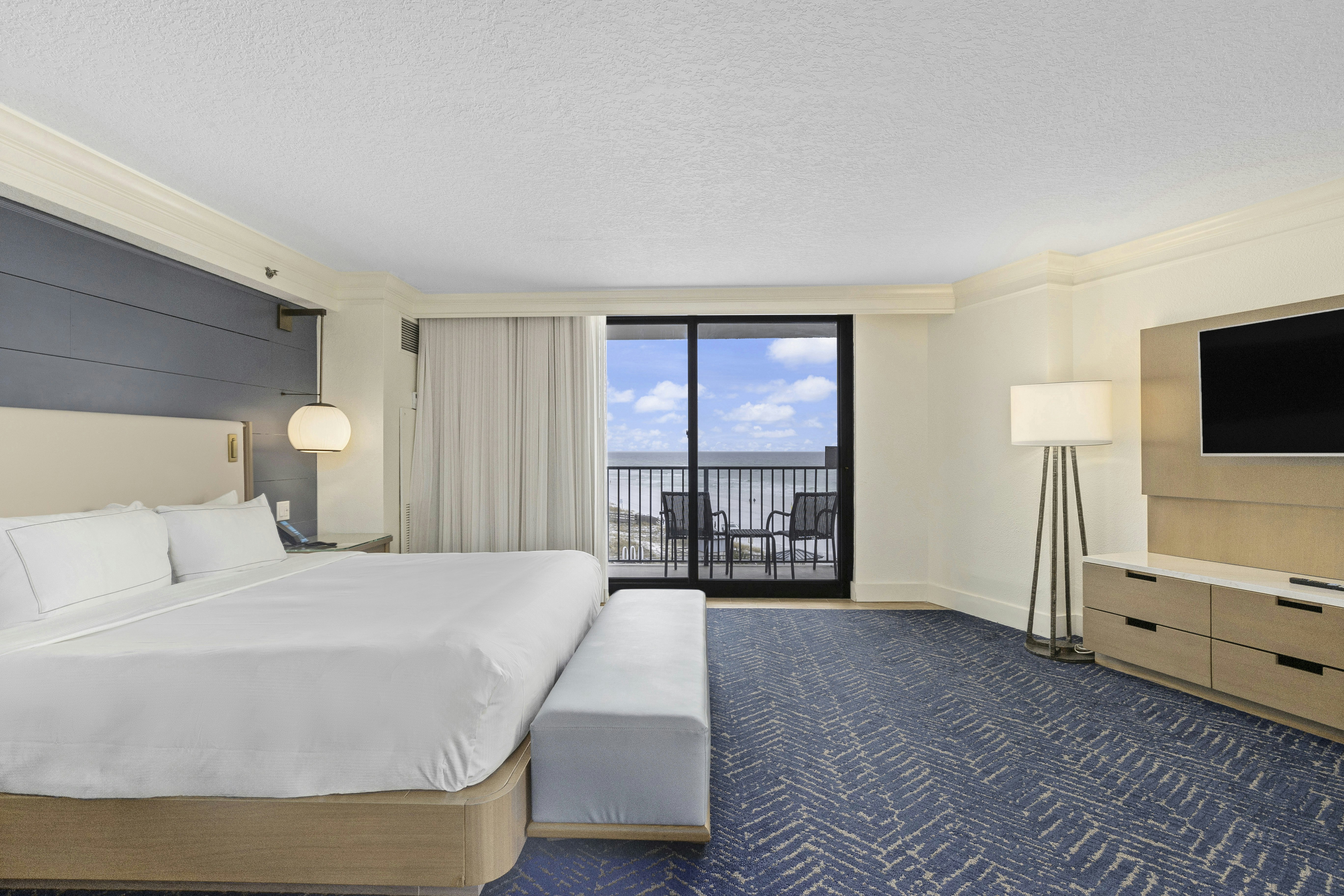 Room, King Bed, Beach Front