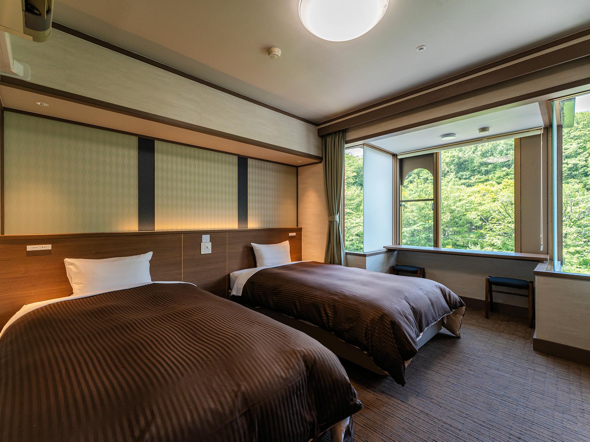 Room, Twin Beds