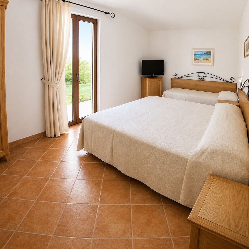 Prestige, 1 Double and 1 Single Bed