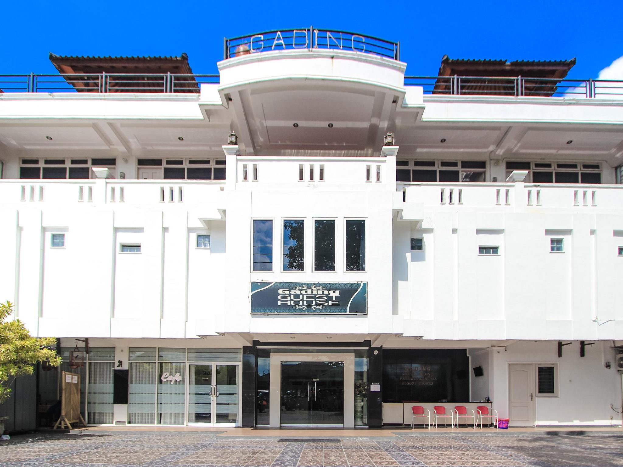 Gading Guest House 1/36