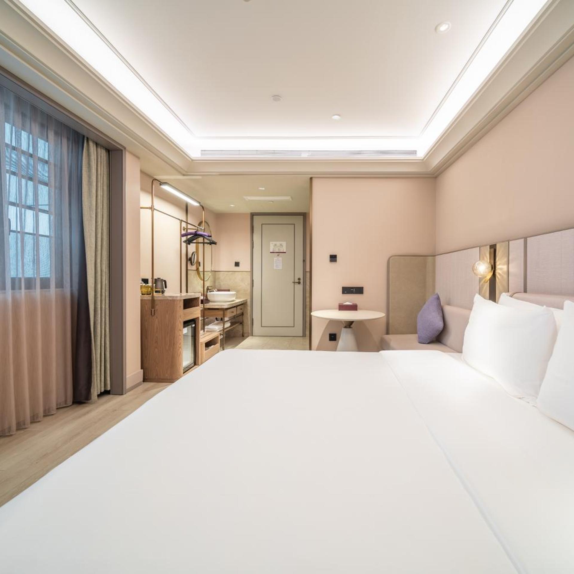 Mercure Shanghai Lujiazui 8/50
