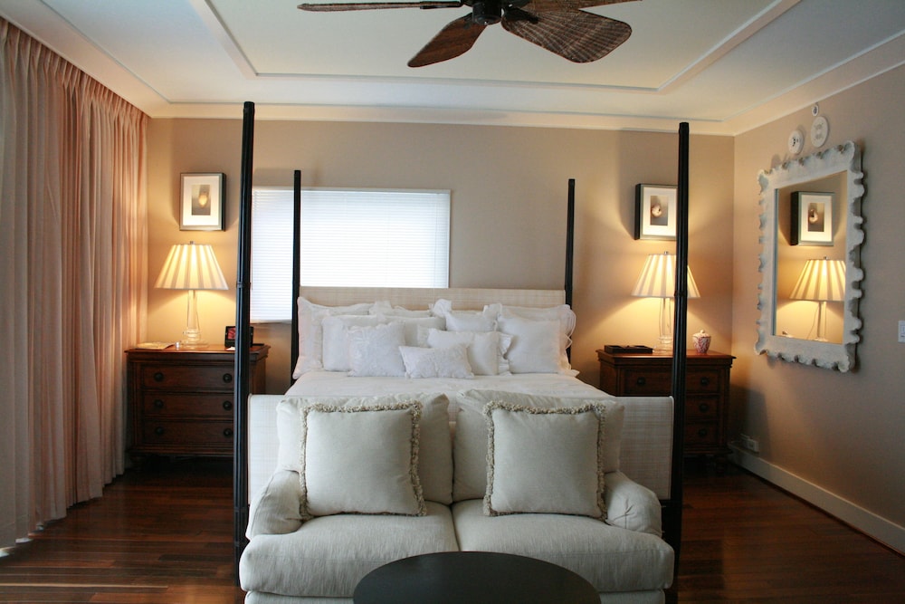 The Kahala Hotel and Resort 37/80