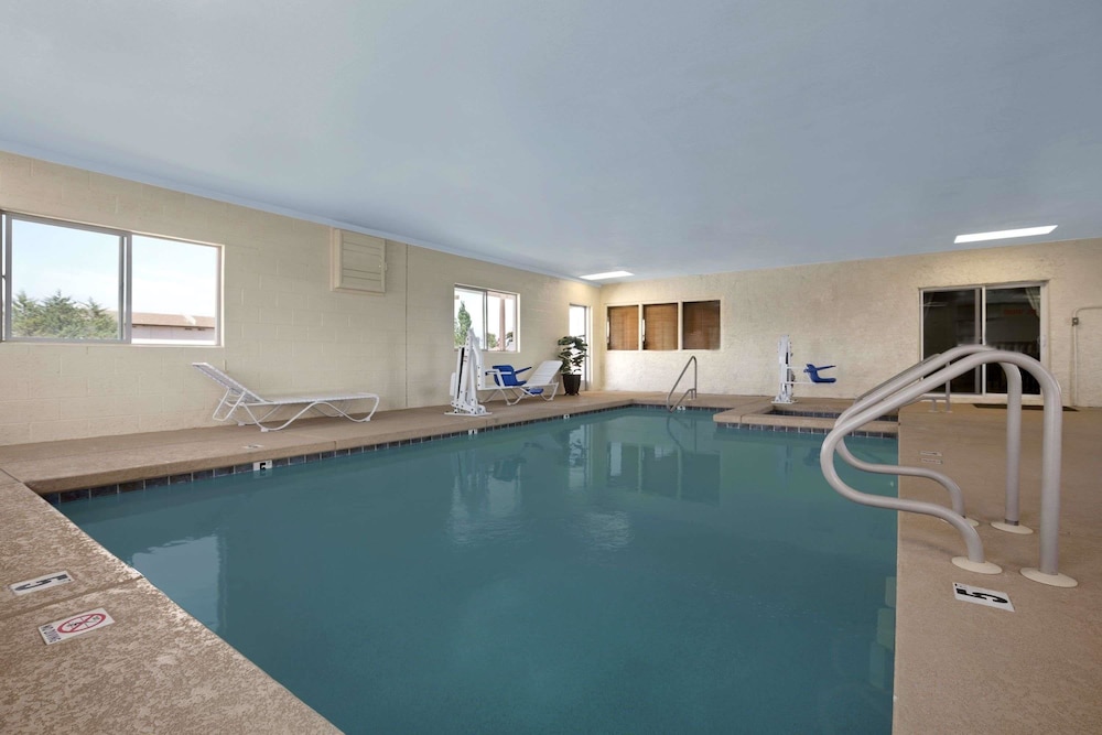 Travelodge By Wyndham Holbrook 1/15
