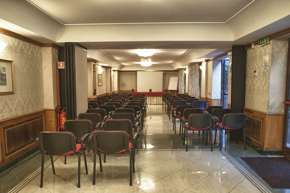Hotel Cilicia 47/51