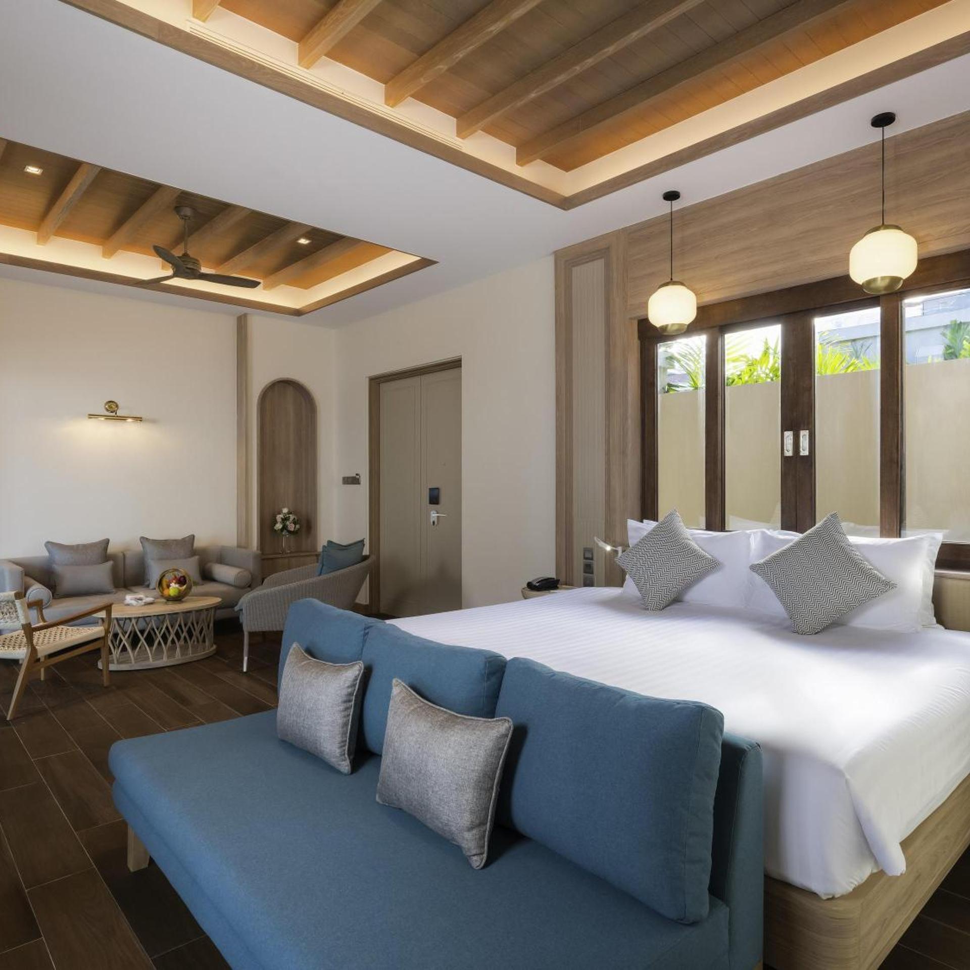Villa, Beach Front