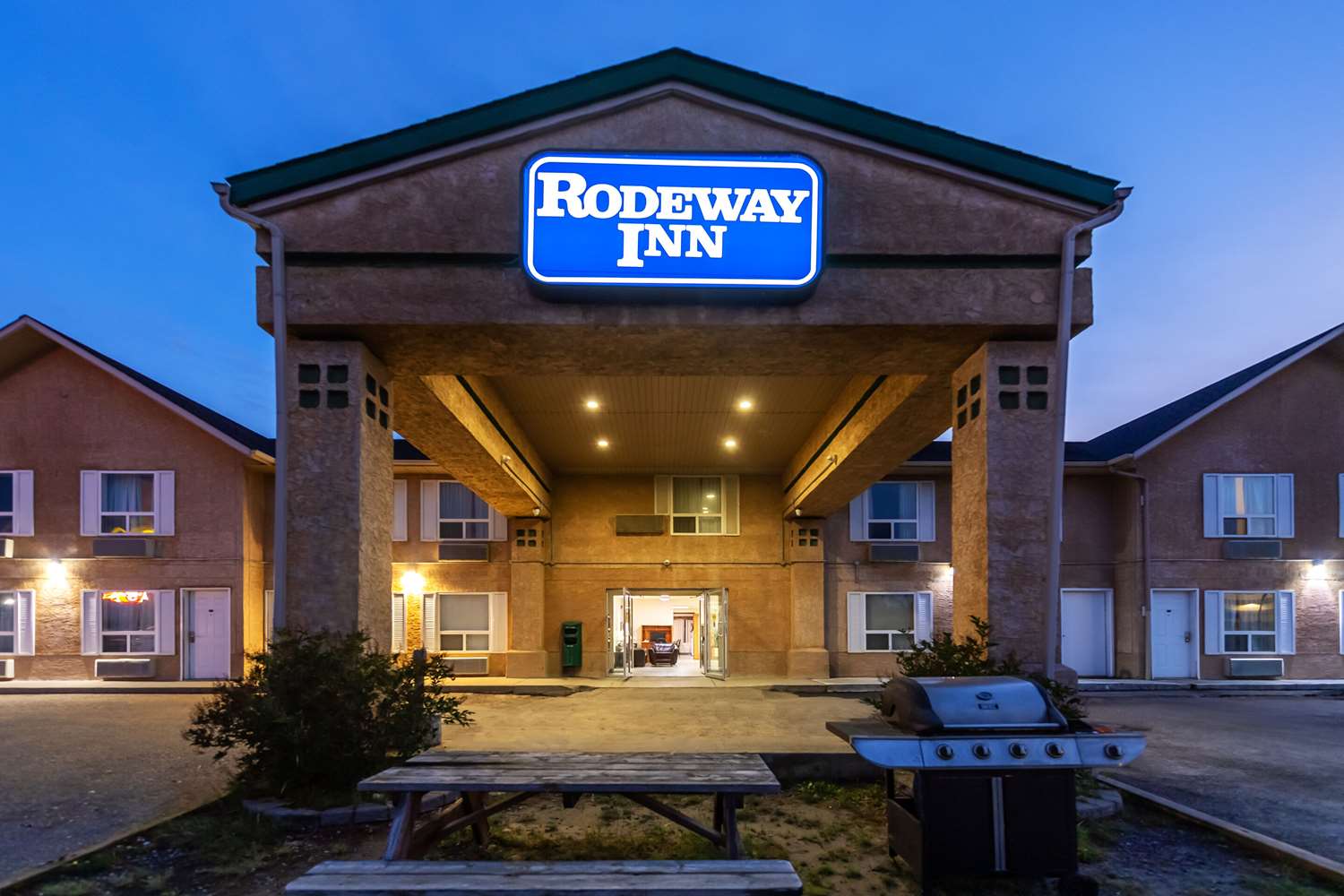 Rodeway Inn Edson AB 4/25