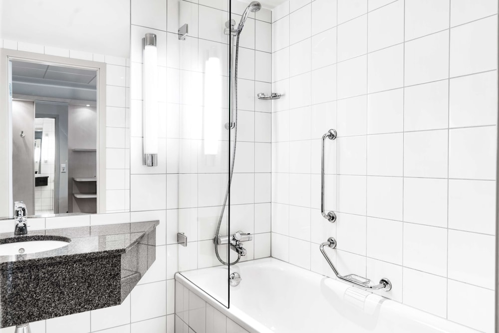 Radisson Blu Hotel, Trondheim Airport 62/63