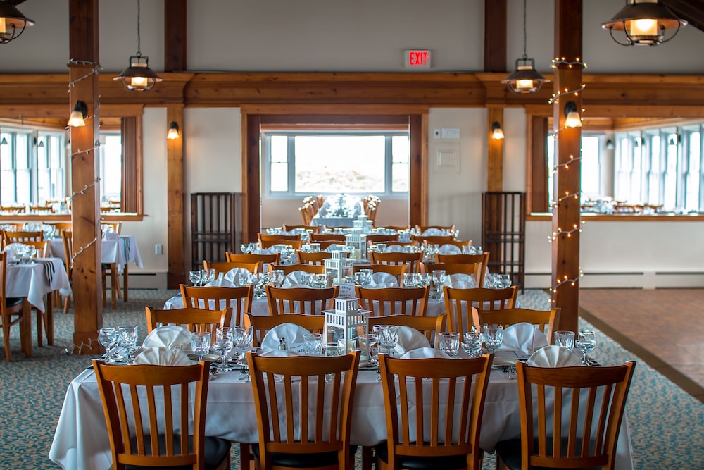 Lighthouse Inn 35/50