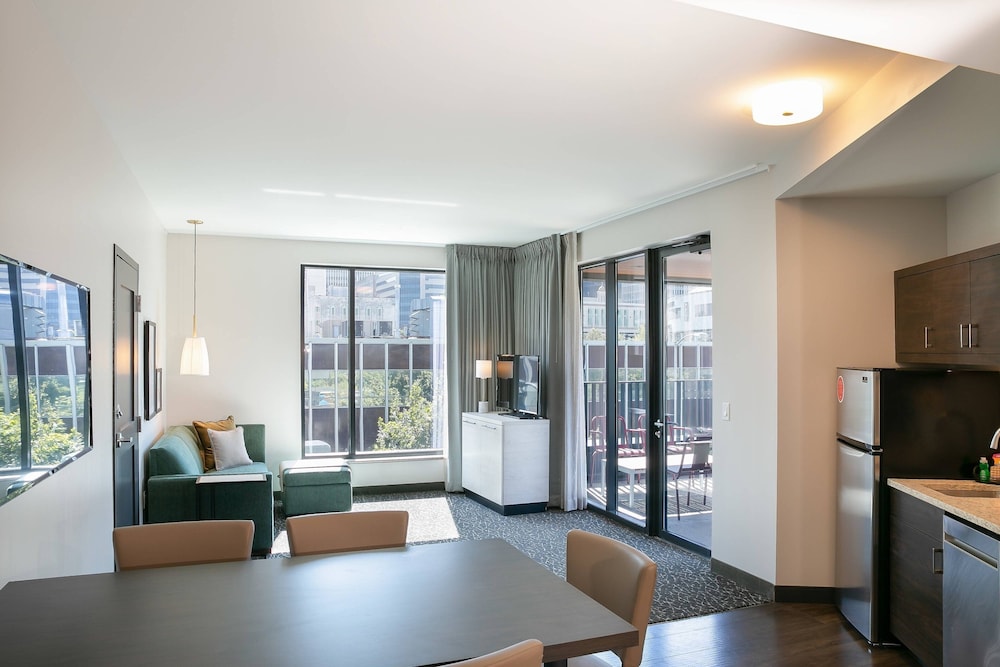 TownePlace Suites by Marriott Nashville Downtown/Capitol District 25/48