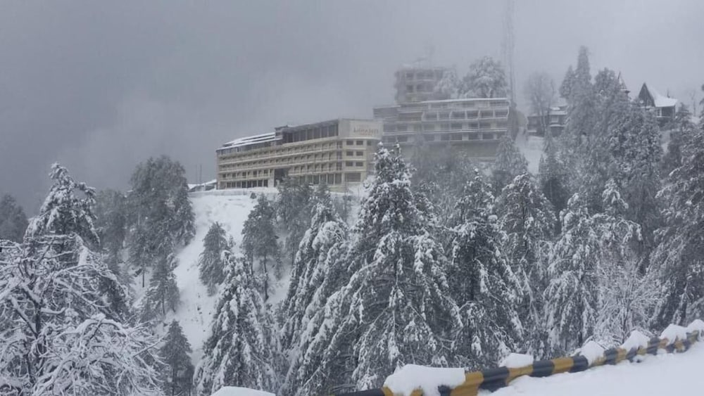 Shangrila Hotel & Resort Changla Gali in ABBOTABAD