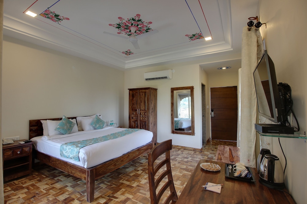 Times Kumbhalgarh Fort Resort-Pure Veg 18/45
