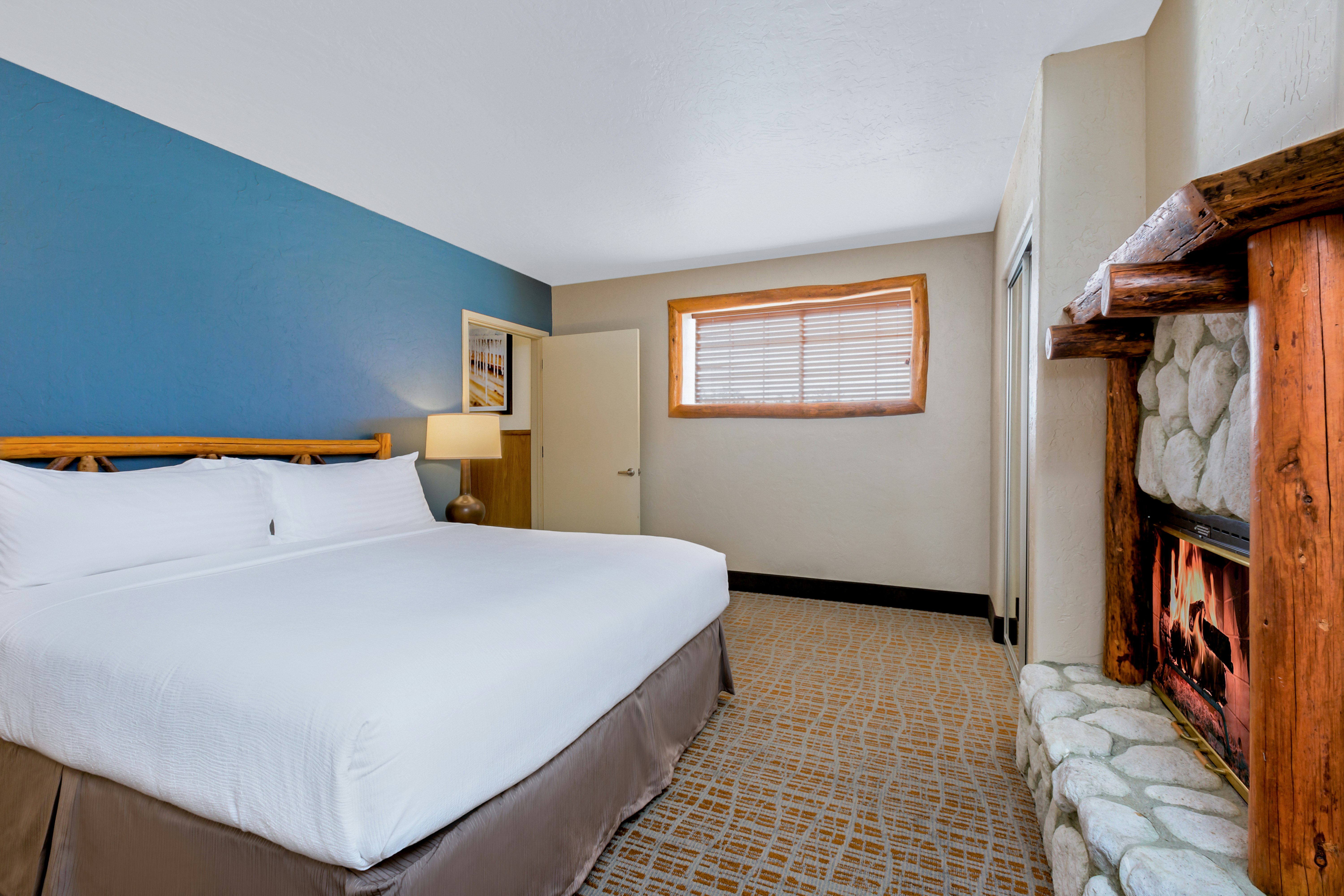 Holiday Inn Resort the Lodge At Big Bear Lake An Ihg Hotel 12/50