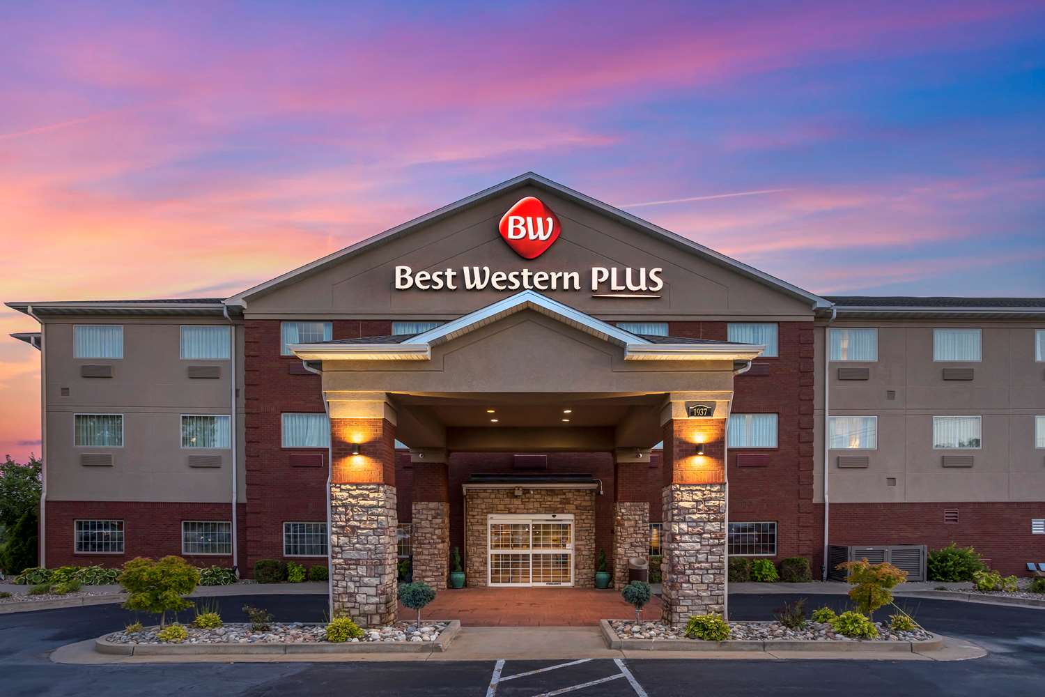 Best Western Plus Capital Inn 2/48