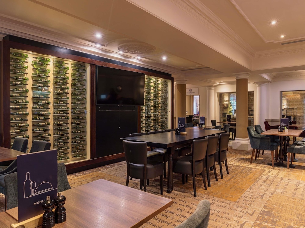Mercure Southgate Hotel 38/49