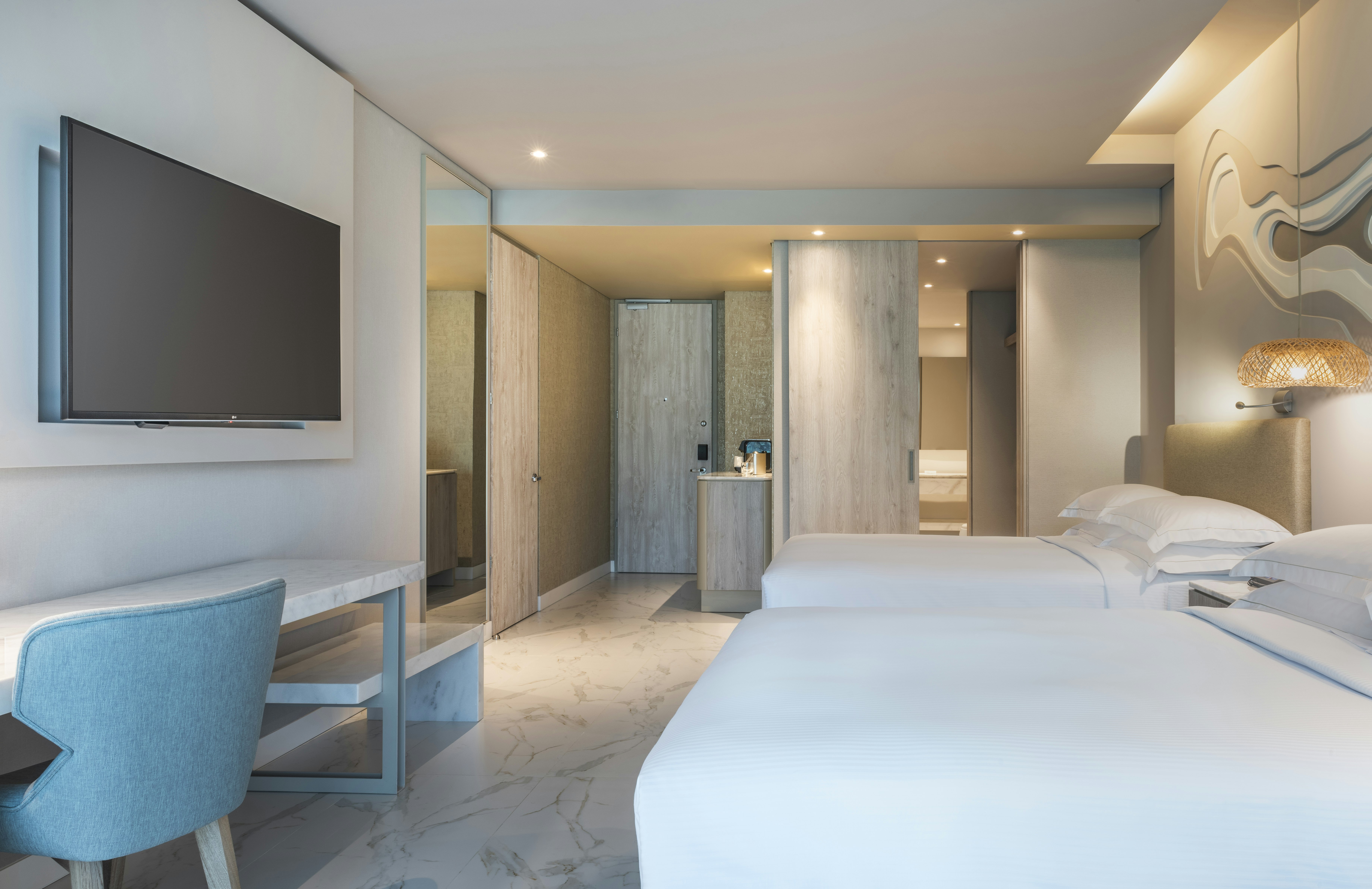 PREMIUM, 2 DOUBLE BEDS, OCEAN VIEW, BALCONY