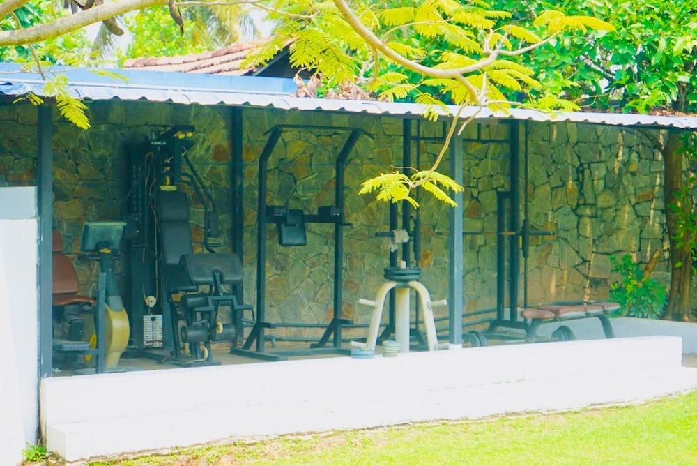 Amaluna Resorts 32/50