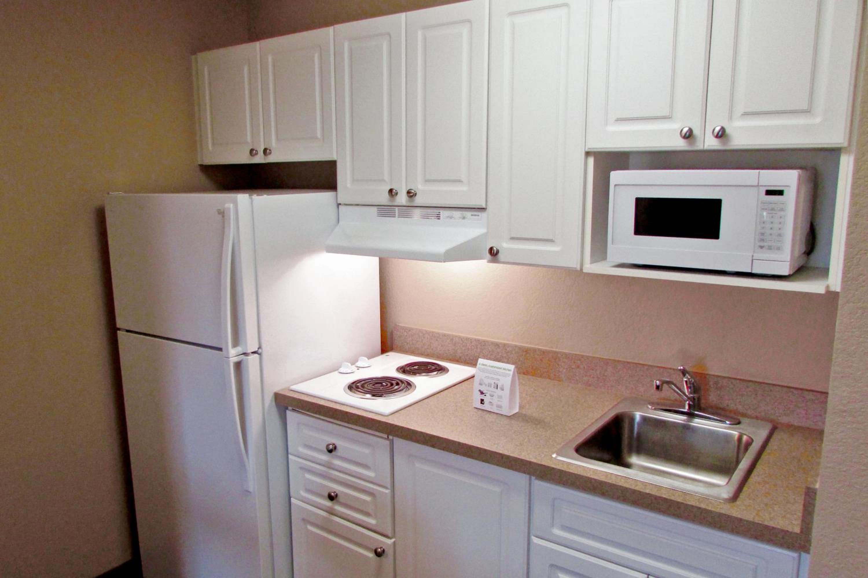 استوديو ديلوكس بسرير كوين، Extended Stay America Select Suites Atlanta Buckhead 10/10