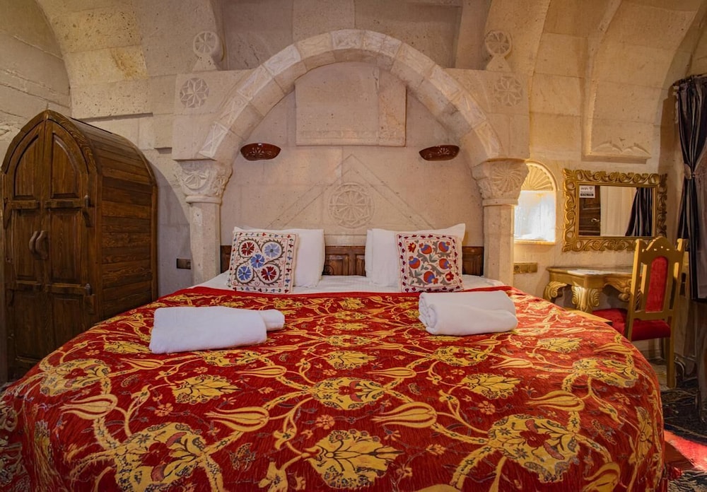 Royal Cave Hotel 3/58