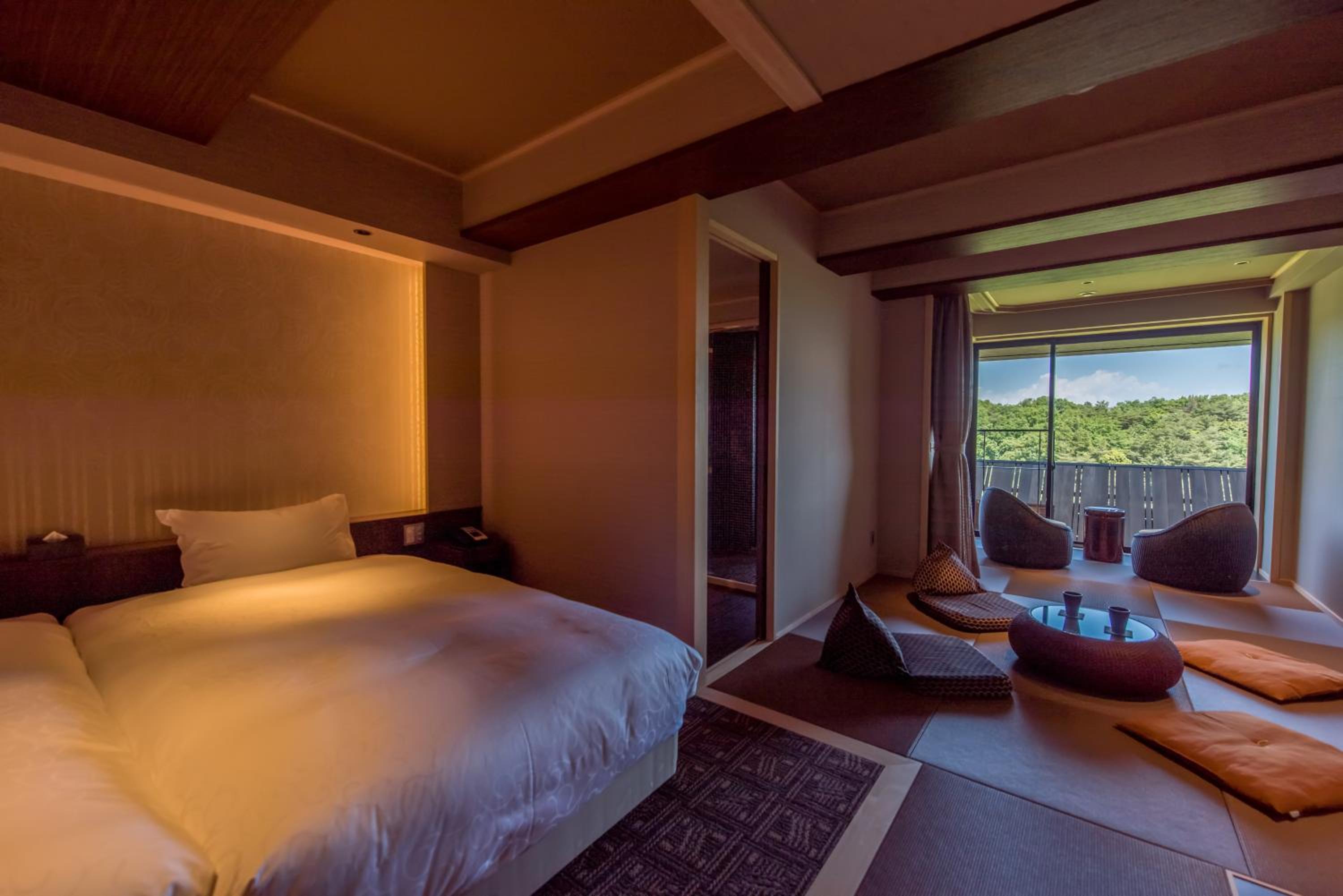 Japanese Western, Mountain View, Hot Spring Bath
