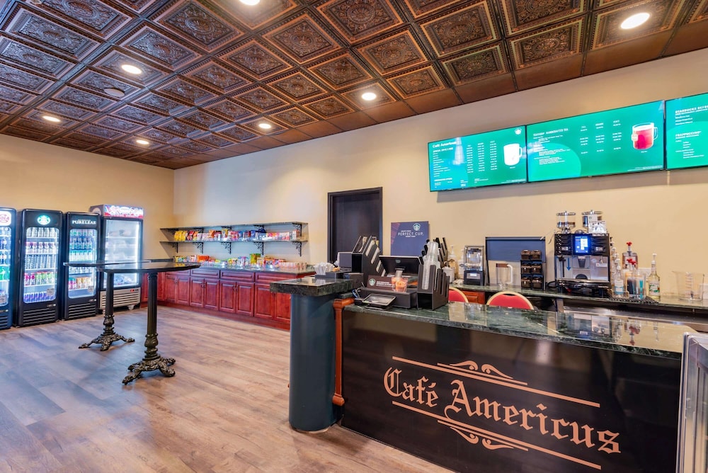 The Americus Hotel Trademark Collection by Wyndham 24/46