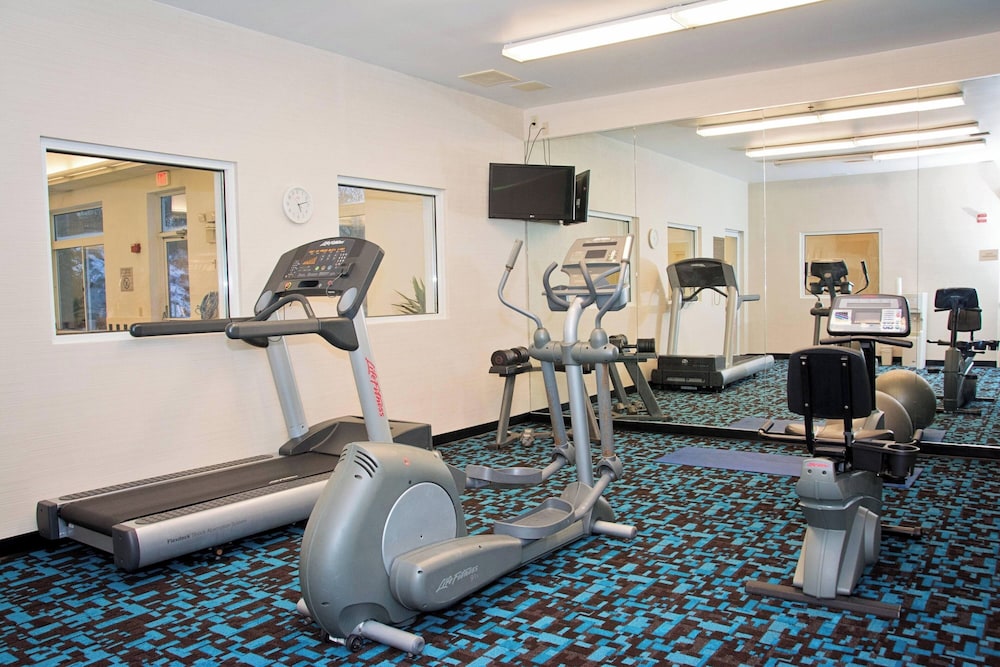 Fairfield Inn Suites Butler 29/50