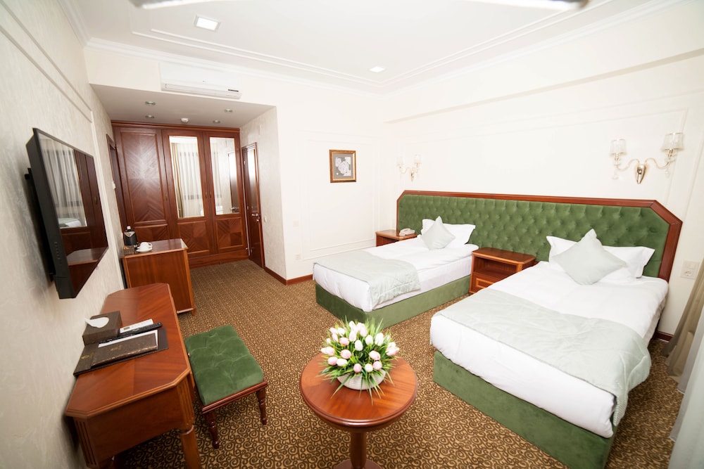The Plaza Hotel Almaty 49/61