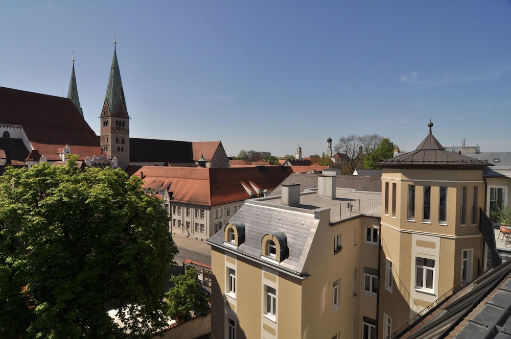 Dom Hotel Augsburg 42/48