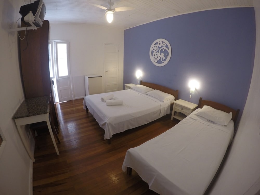 ECONOMY, SUITE, TRIPLE