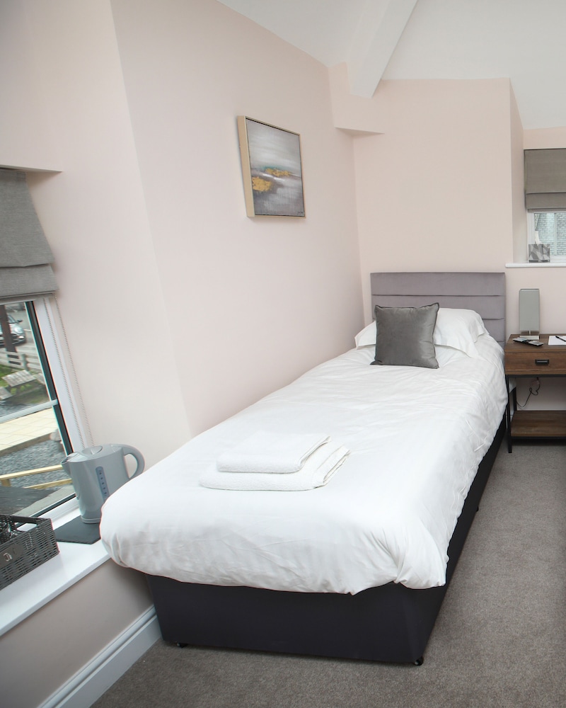 OYO Glyn Valley Hotel 13/39