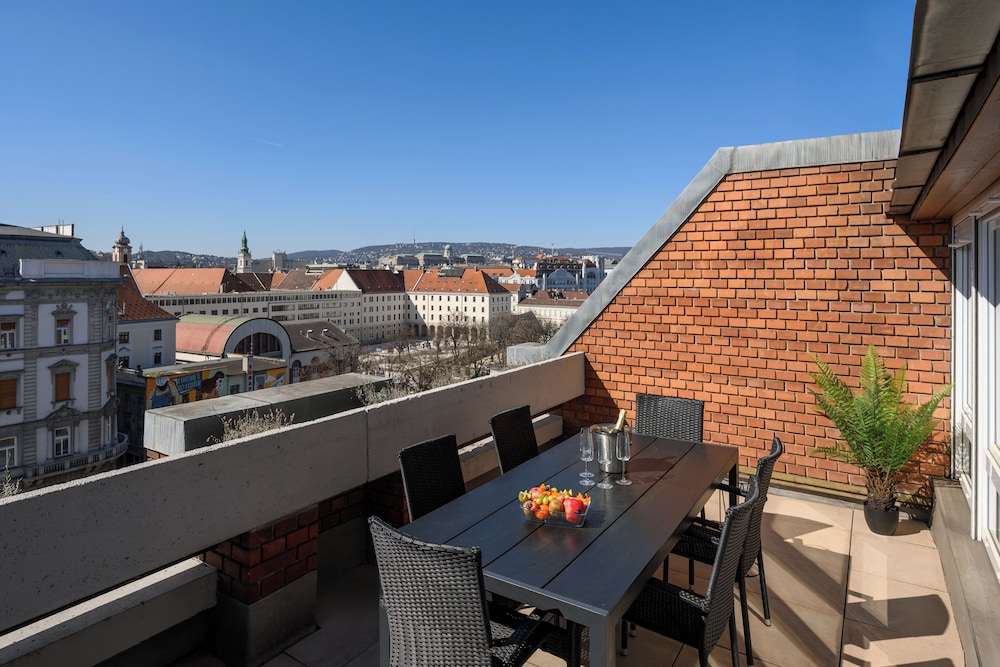 Florin Apart Hotel 38/49