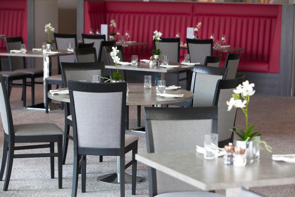 Hawkstone Park Hotel 36/42