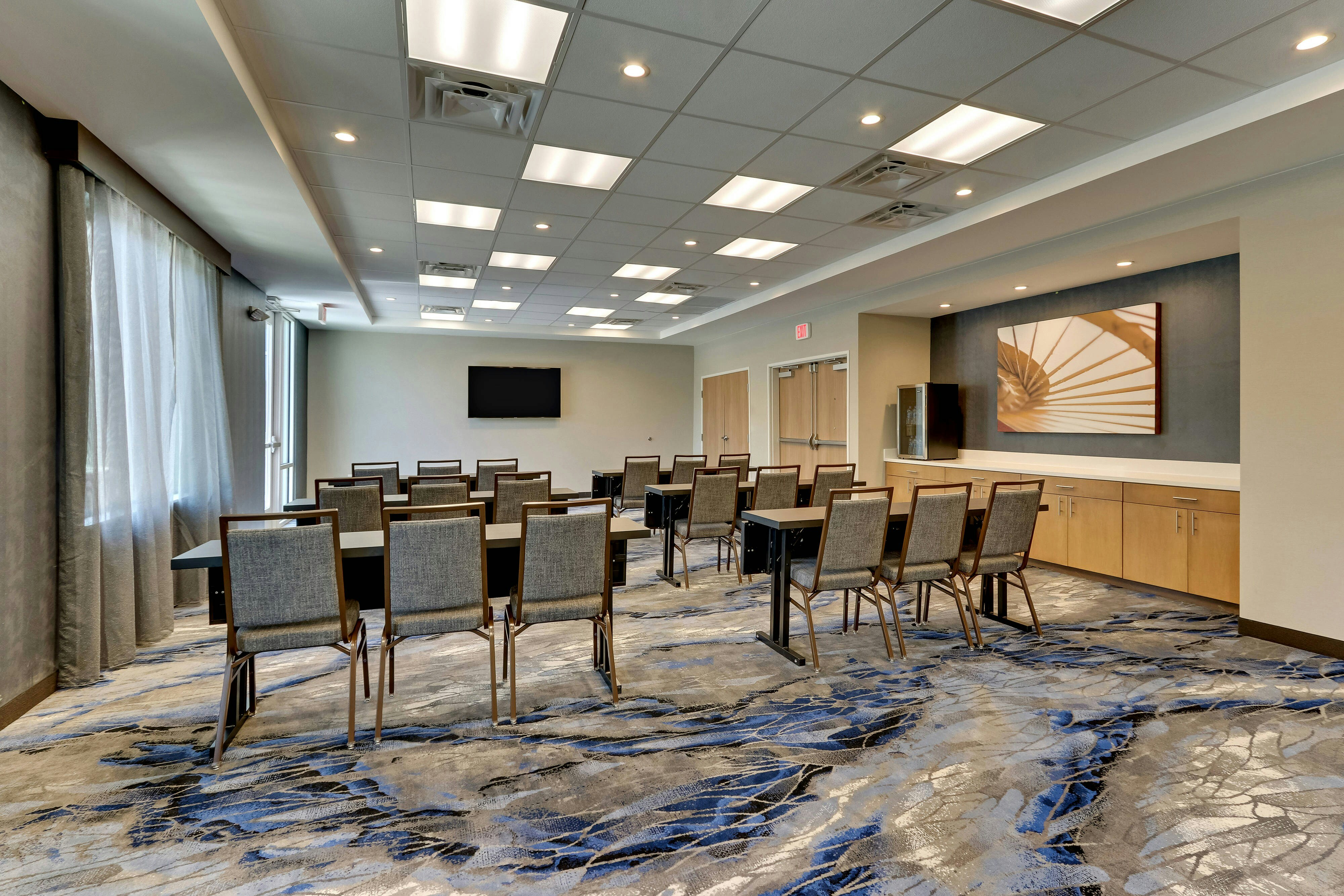 Fairfield Inn & Suites by Marriott Dallas Love Field 12/17