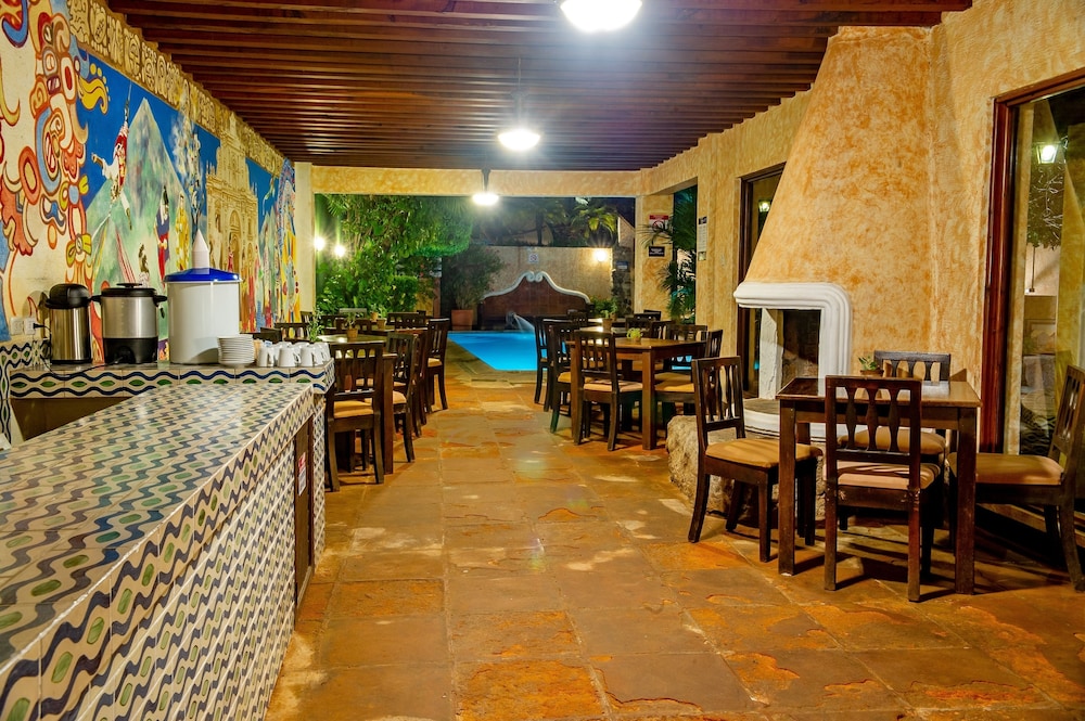 Casa Del Parque Hotel 36/50