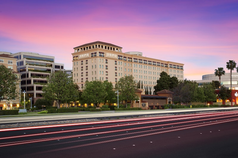 Juniper Hotel Cupertino, Curio Collection By Hilton 19/19