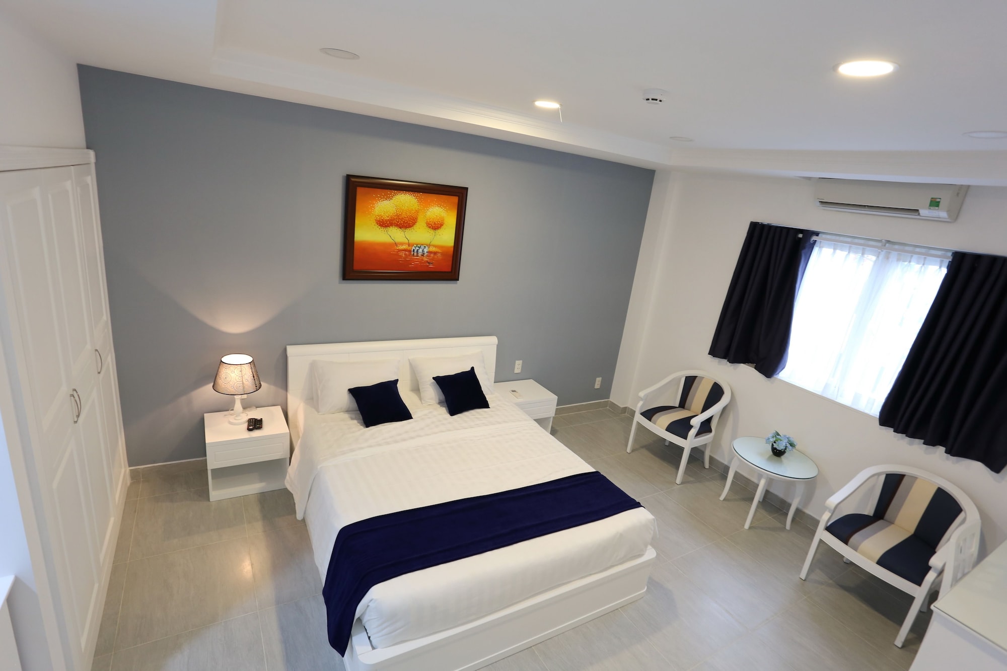 DELUXE, APARTMENT