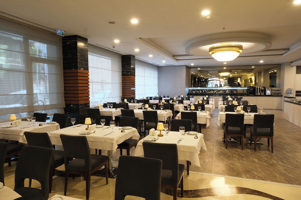 Armis Hotel 42/50