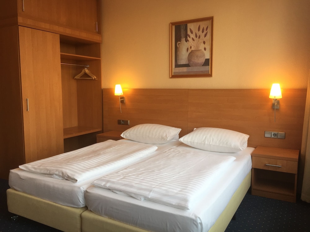 PLAZA INN Berlin-Charlottenburg 26/64