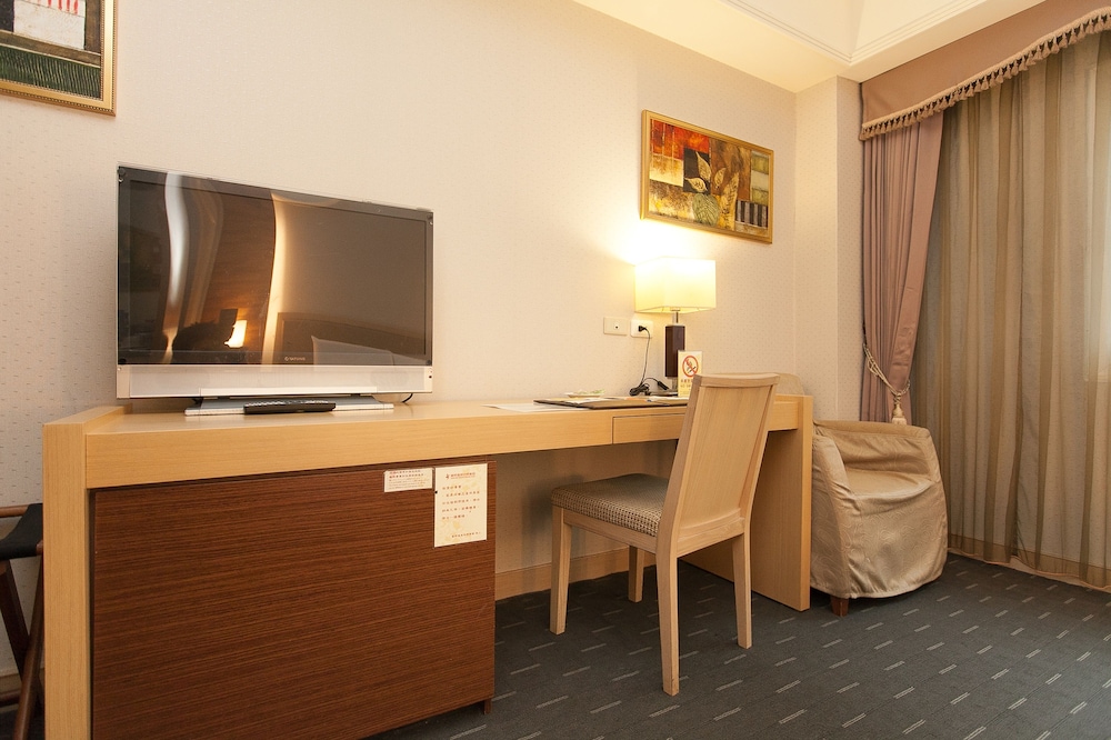 Hoya Hot Springs Resort & Spa 48/65